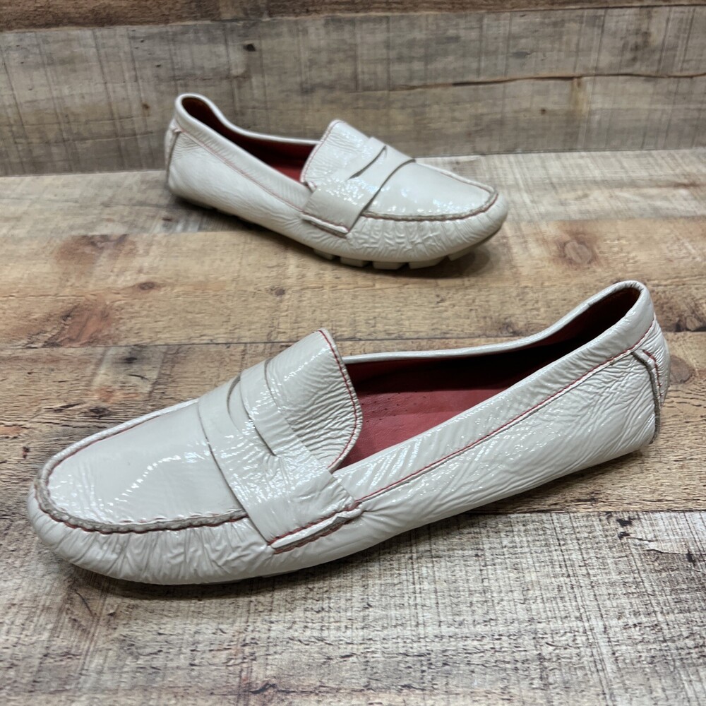 Cole Haan NikeAir Womens Driving Mocs Cream Patent Leather Size 9.5 B